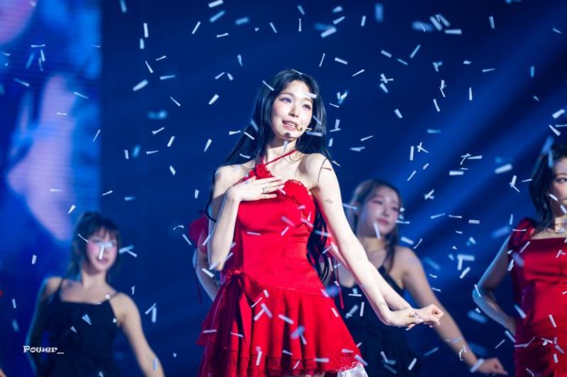 프로미스나인 백지헌