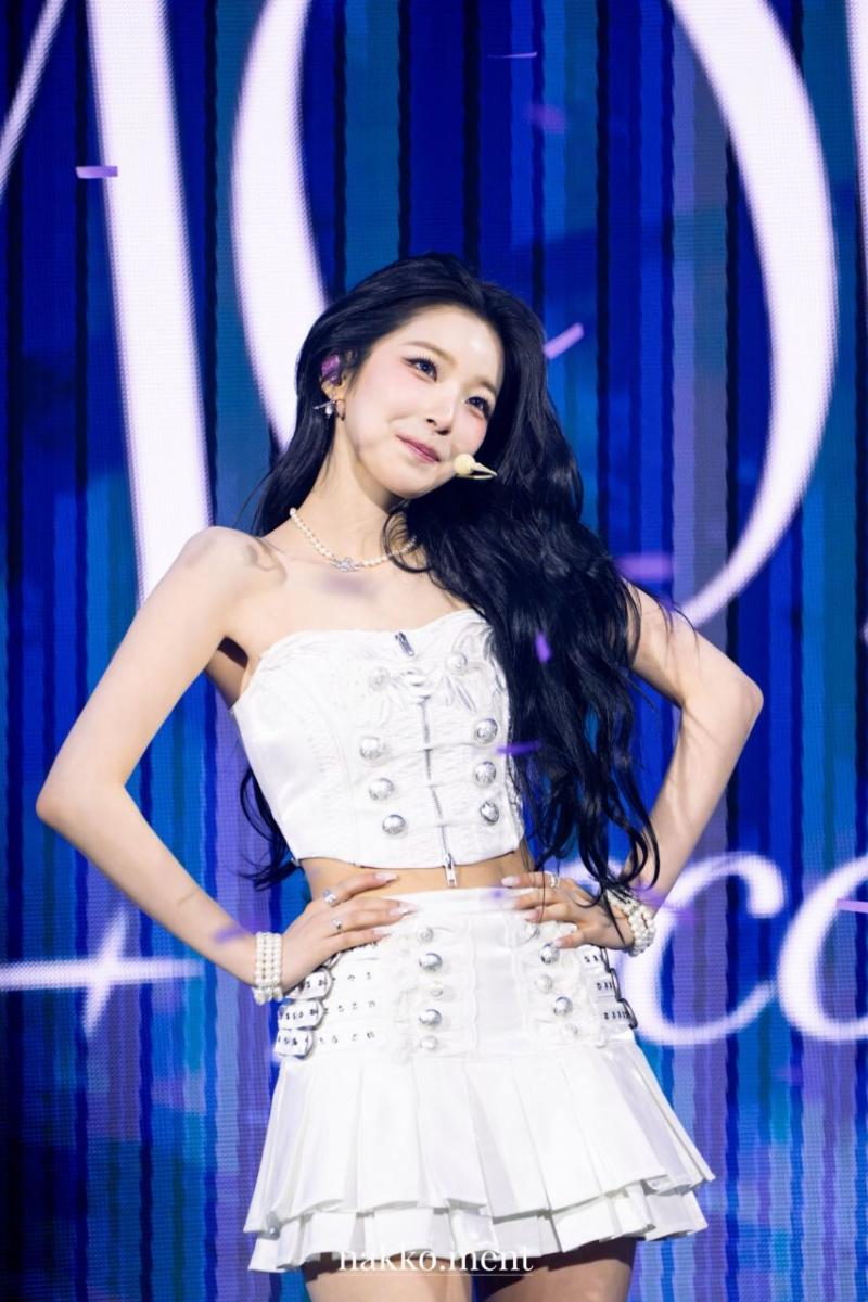 프로미스나인 백지헌