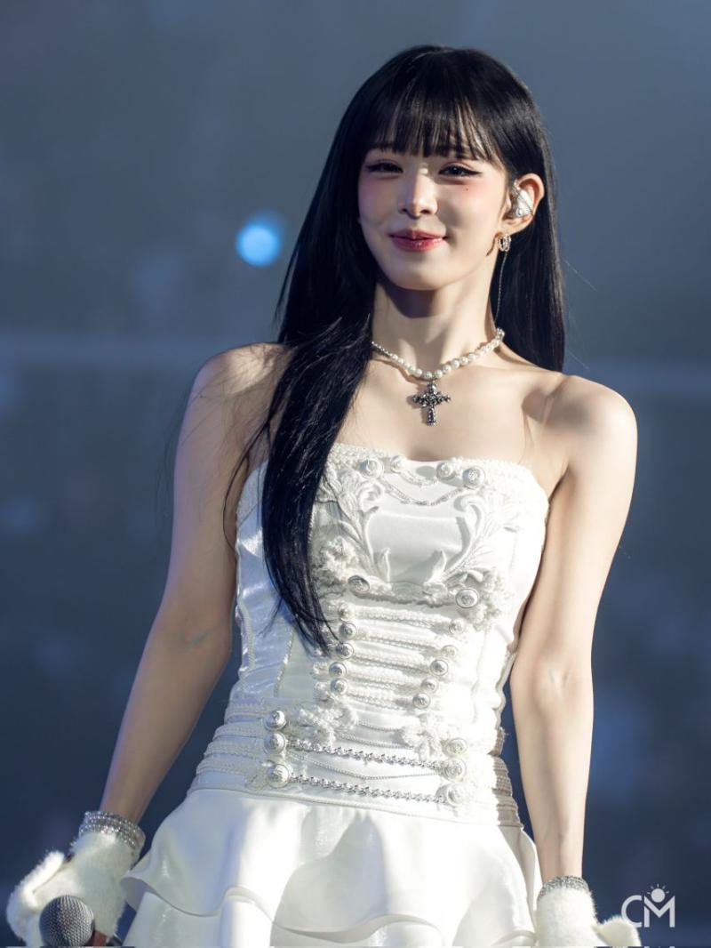 프로미스나인 이채영