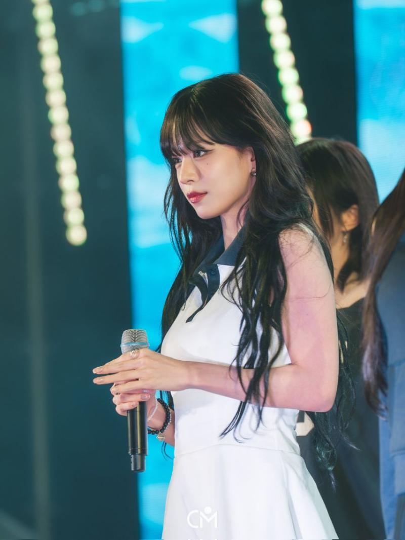 프로미스나인 이채영