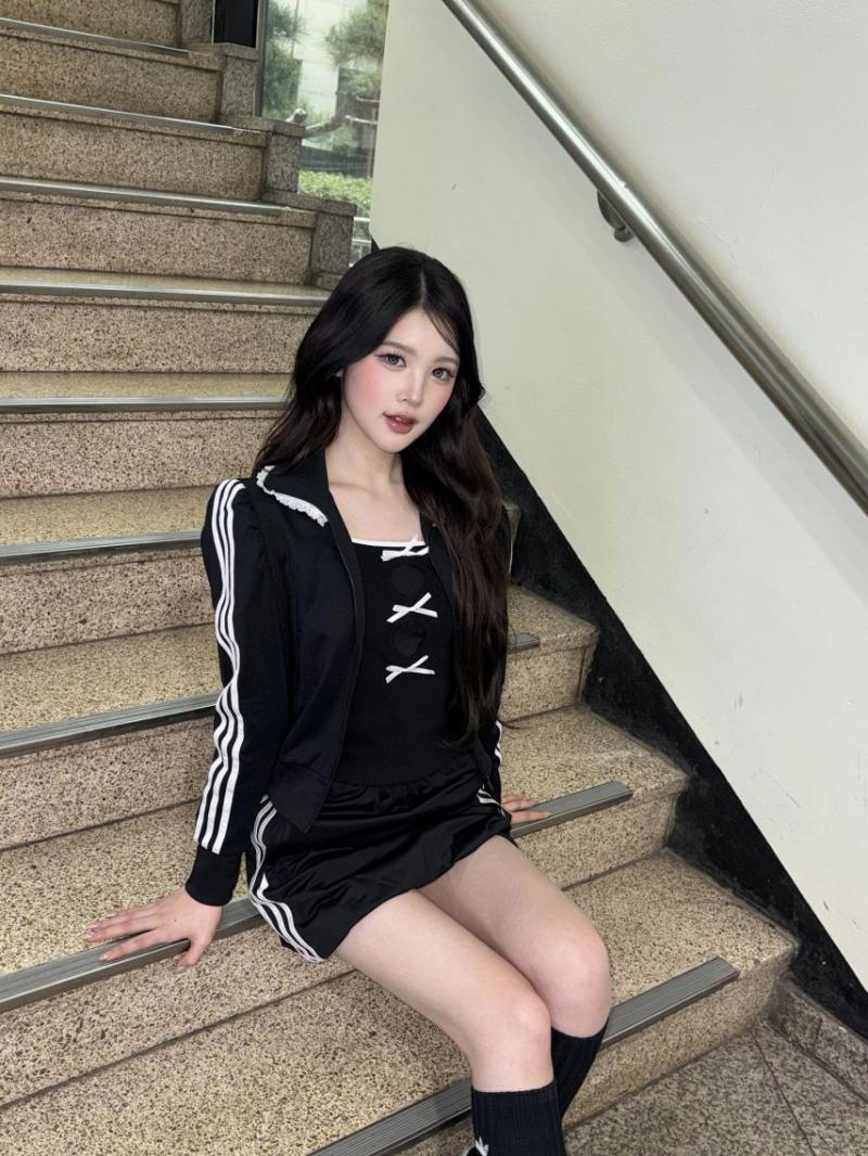 하츠투하츠 에이나