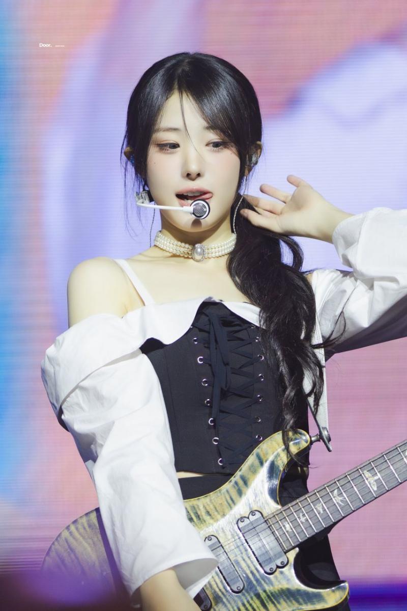 QWER 히나