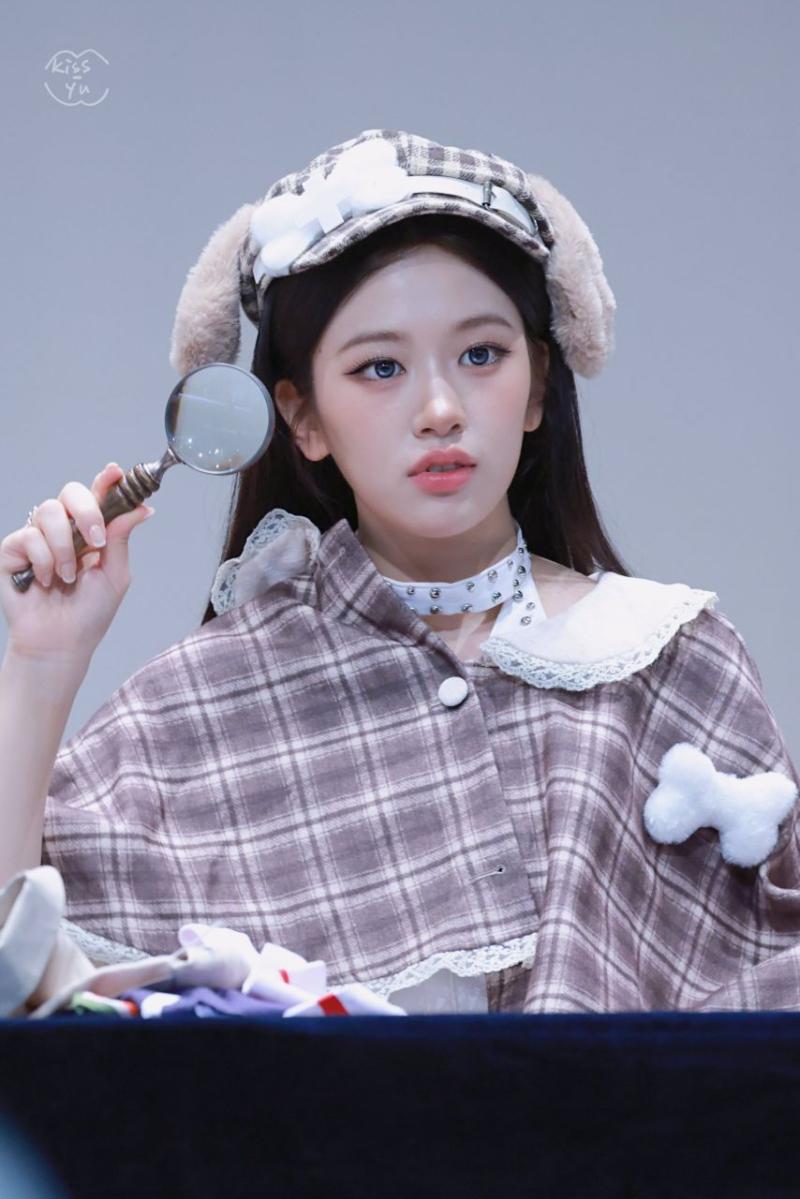 아이브 안유진