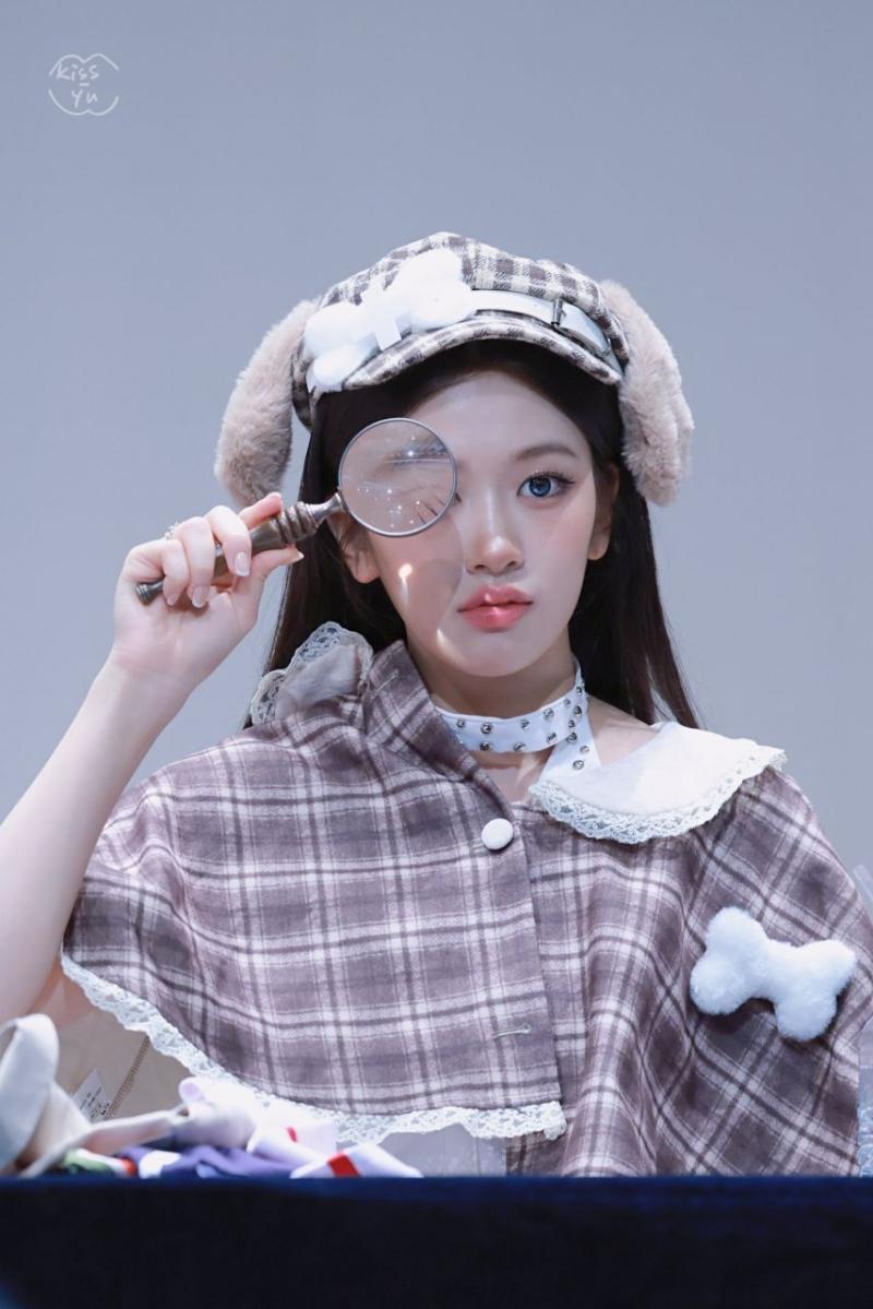 아이브 안유진
