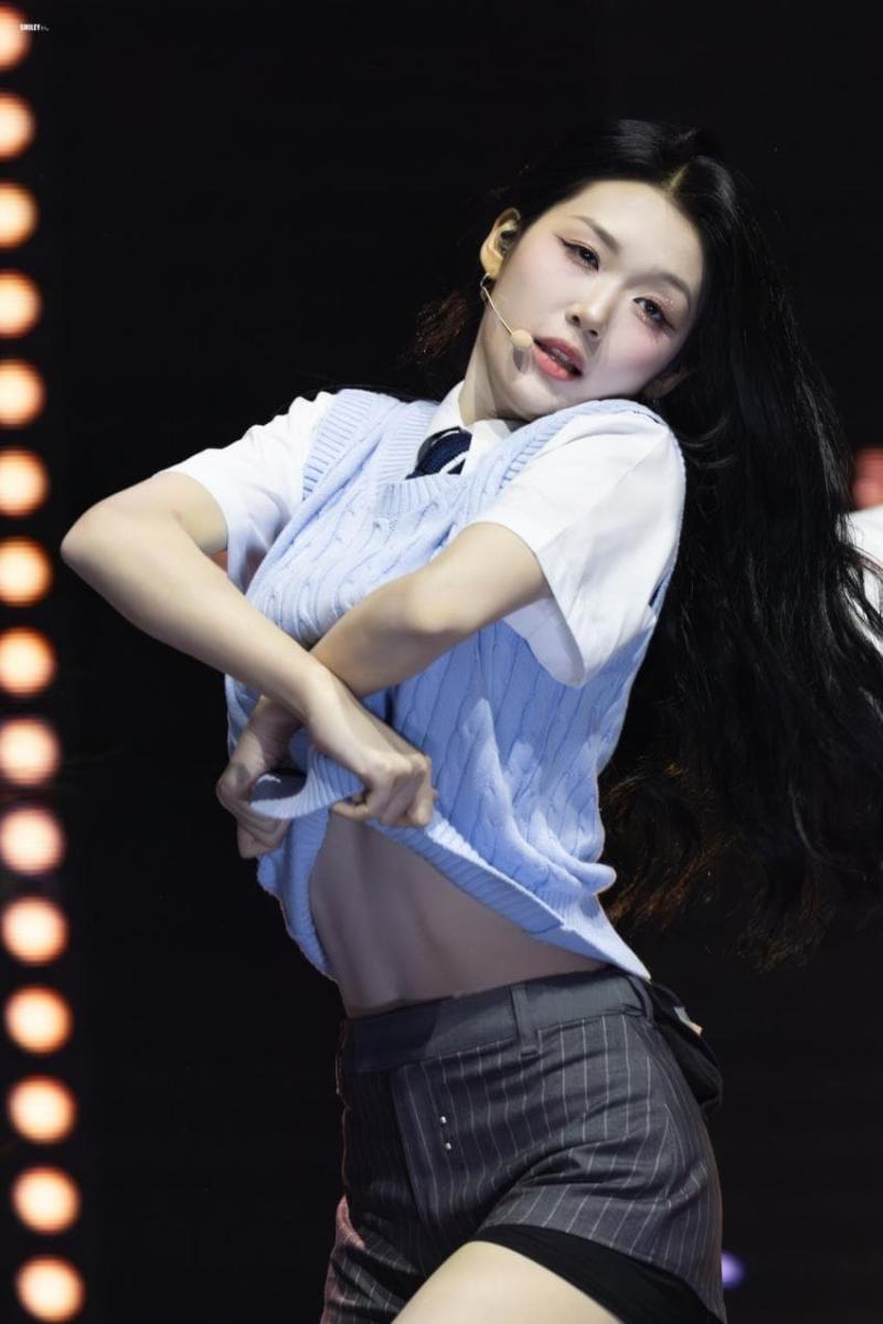 공유빈 복근