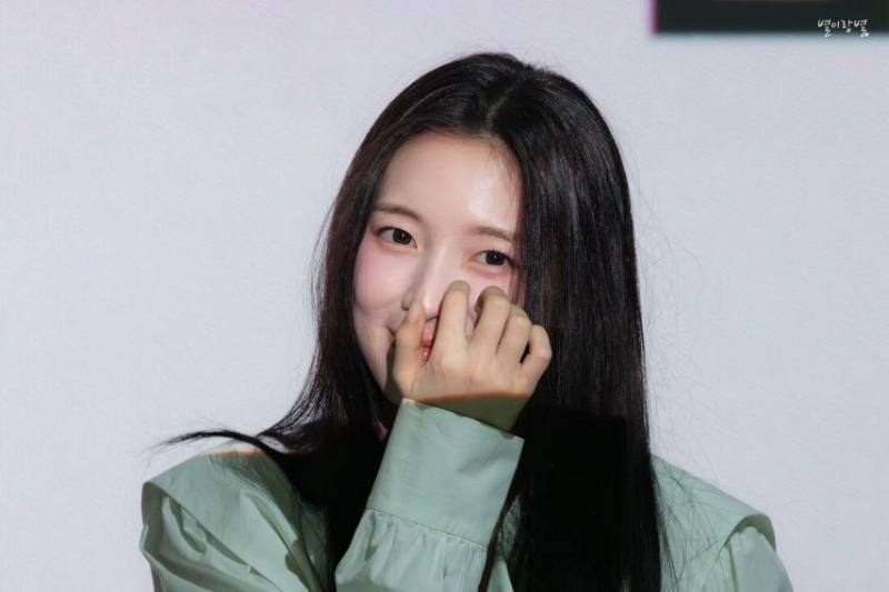 260307 매드댄스오피스 무대인사 아린