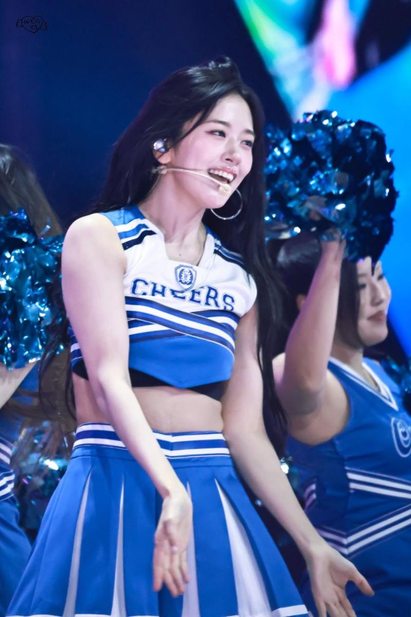 아이브 안유진