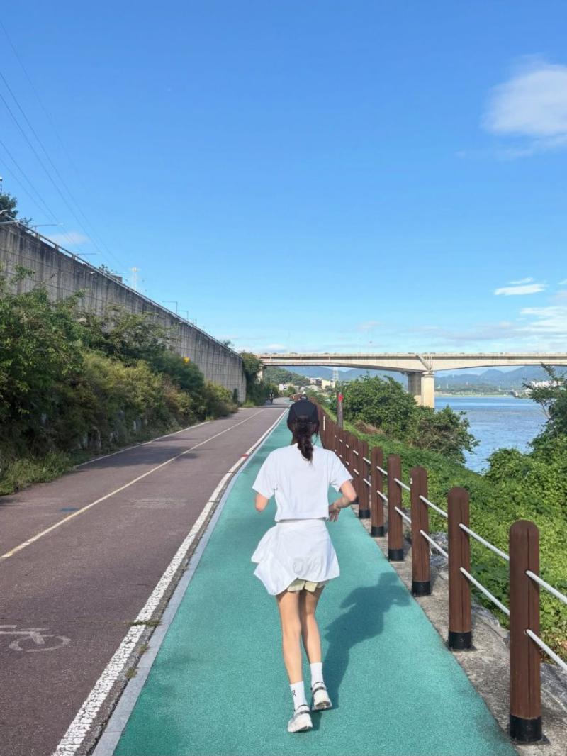장희령