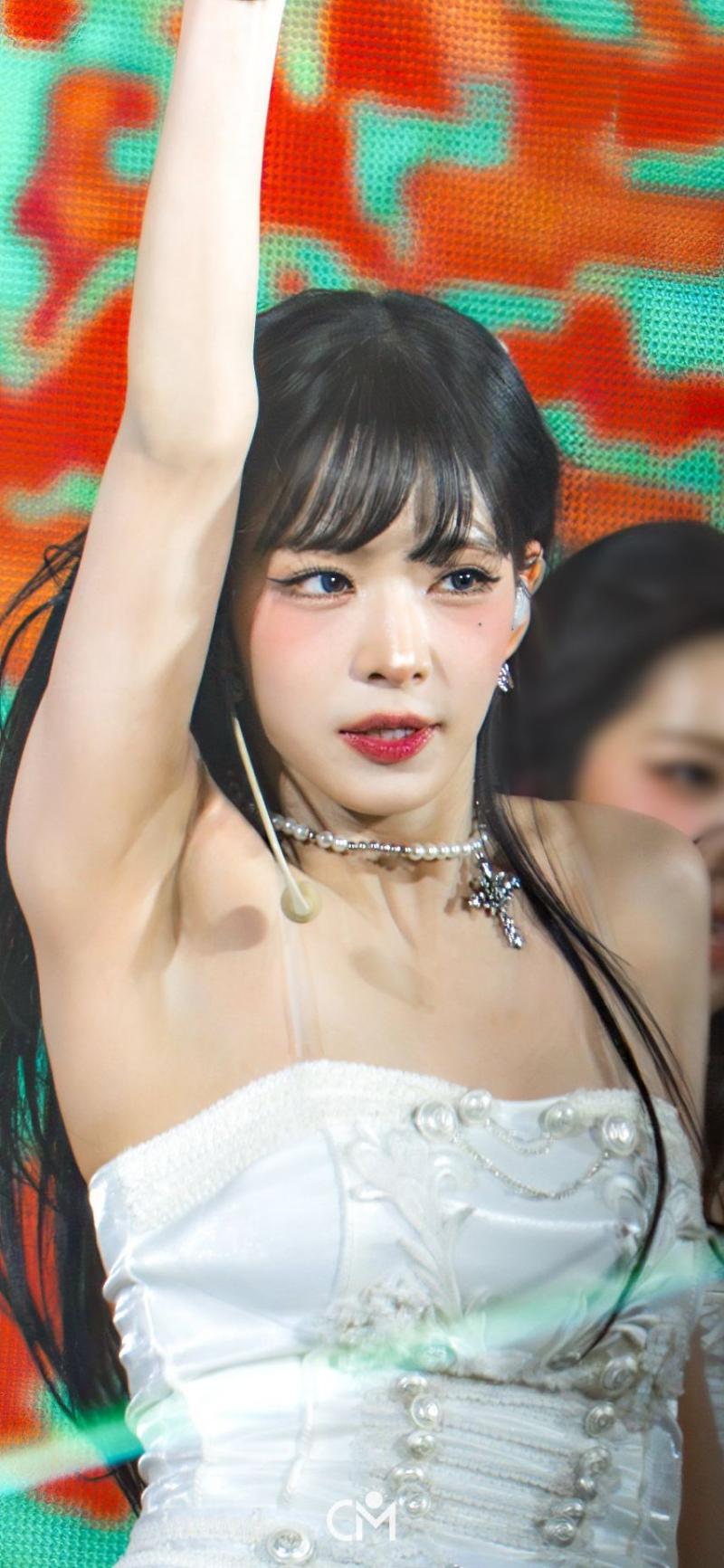 프로미스나인 이채영