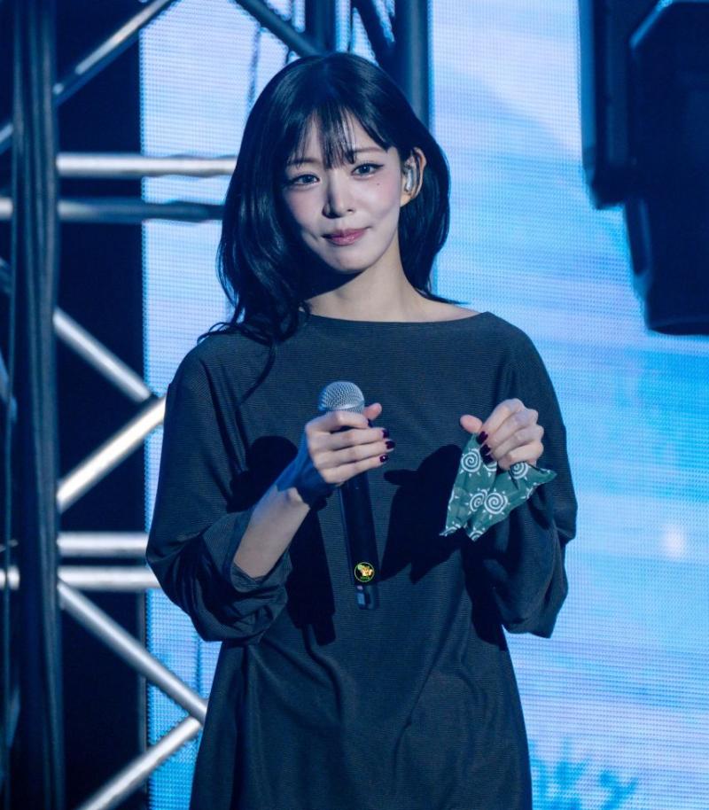 프로미스나인 이채영