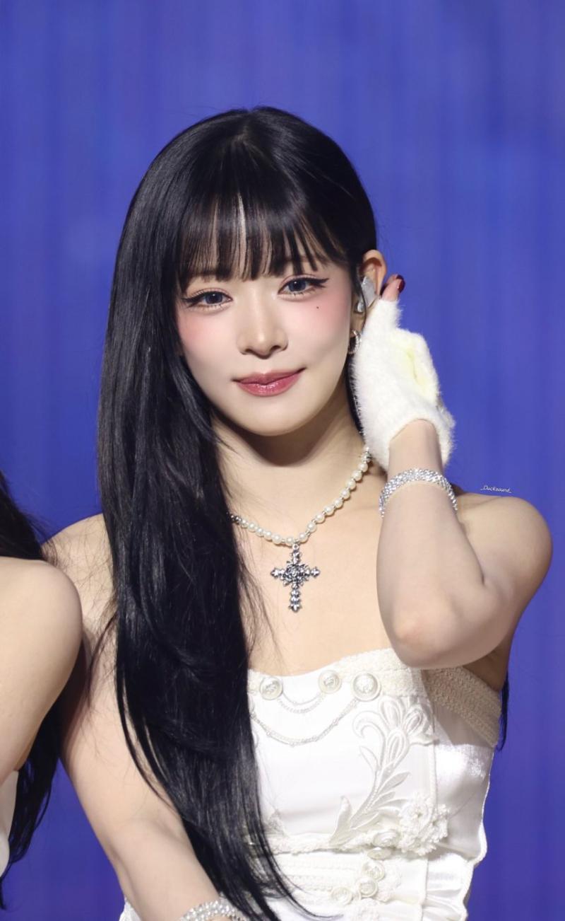 프로미스나인 이채영