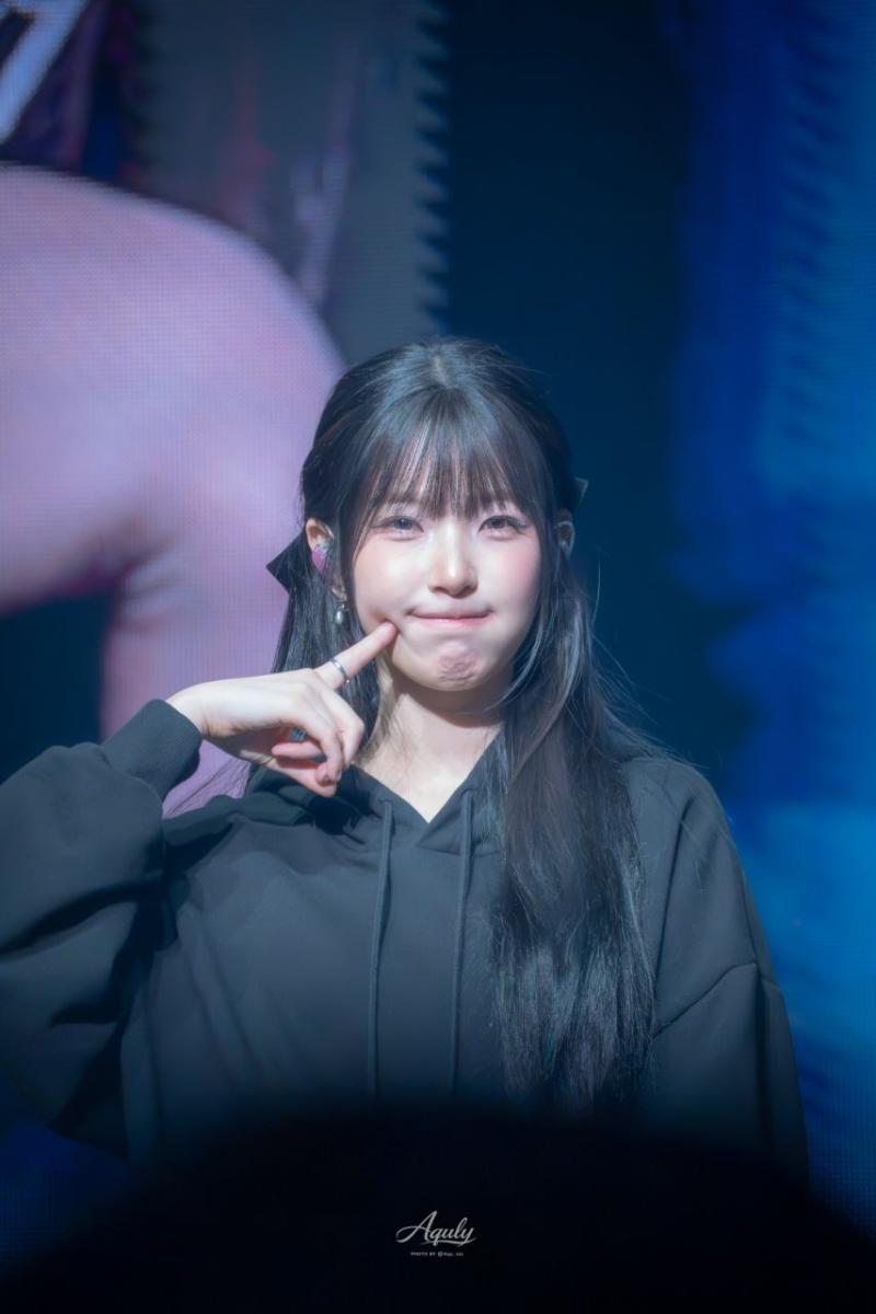 프로미스나인 백지헌