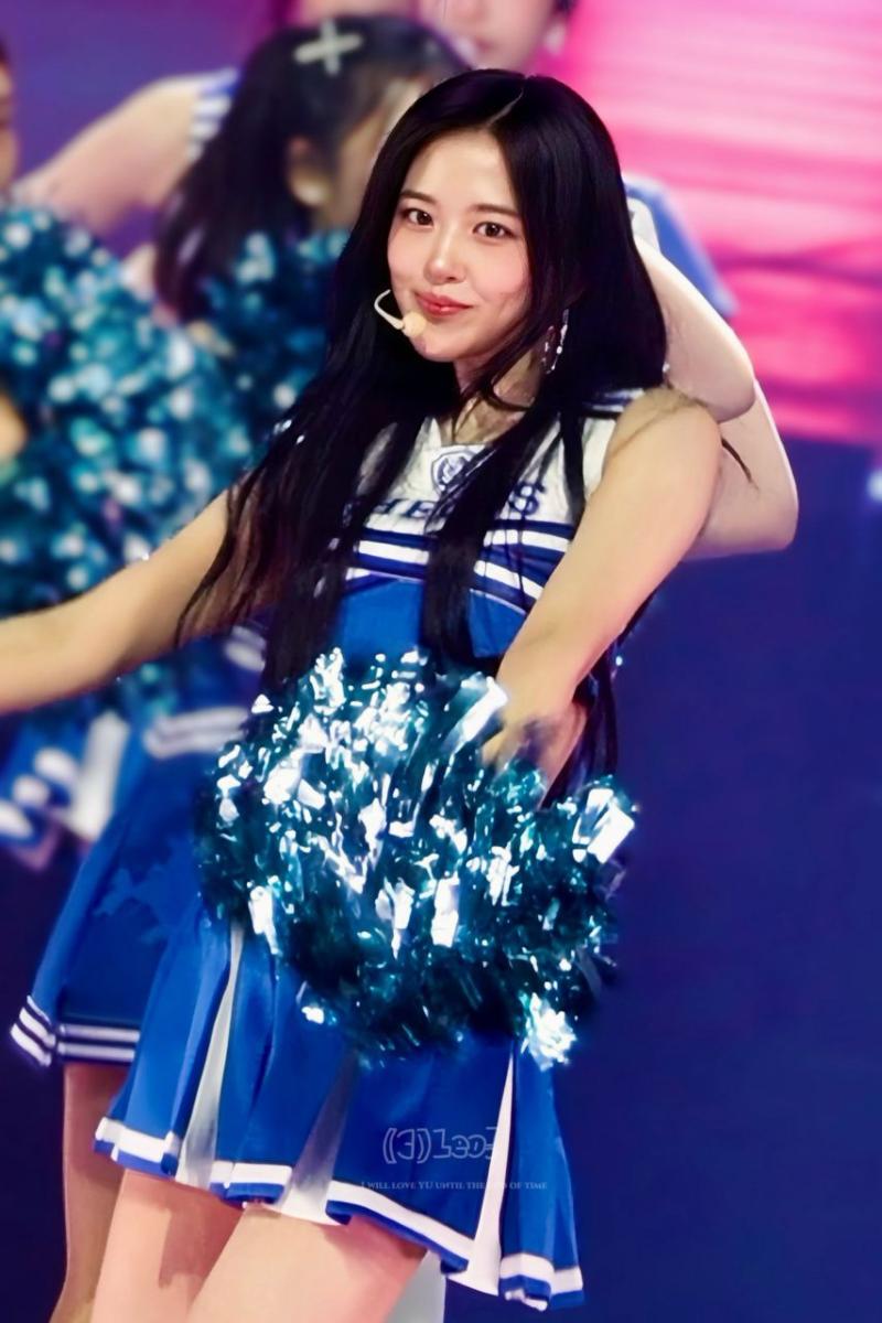 아이브 안유진