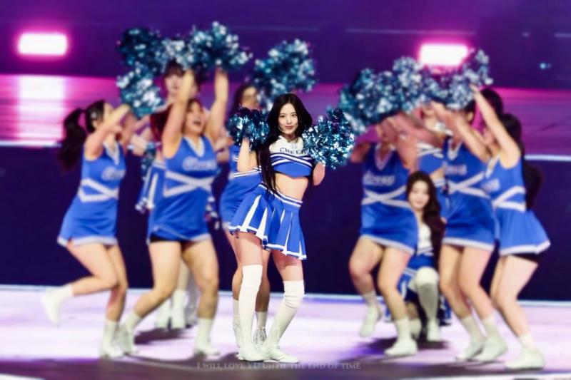 아이브 안유진