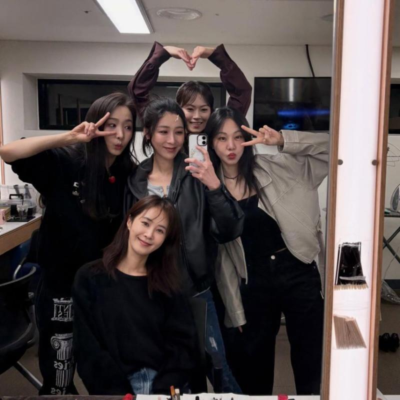 유리 소녀시대 인별 with 정우연 김려원 이경미 한지은 The WASP