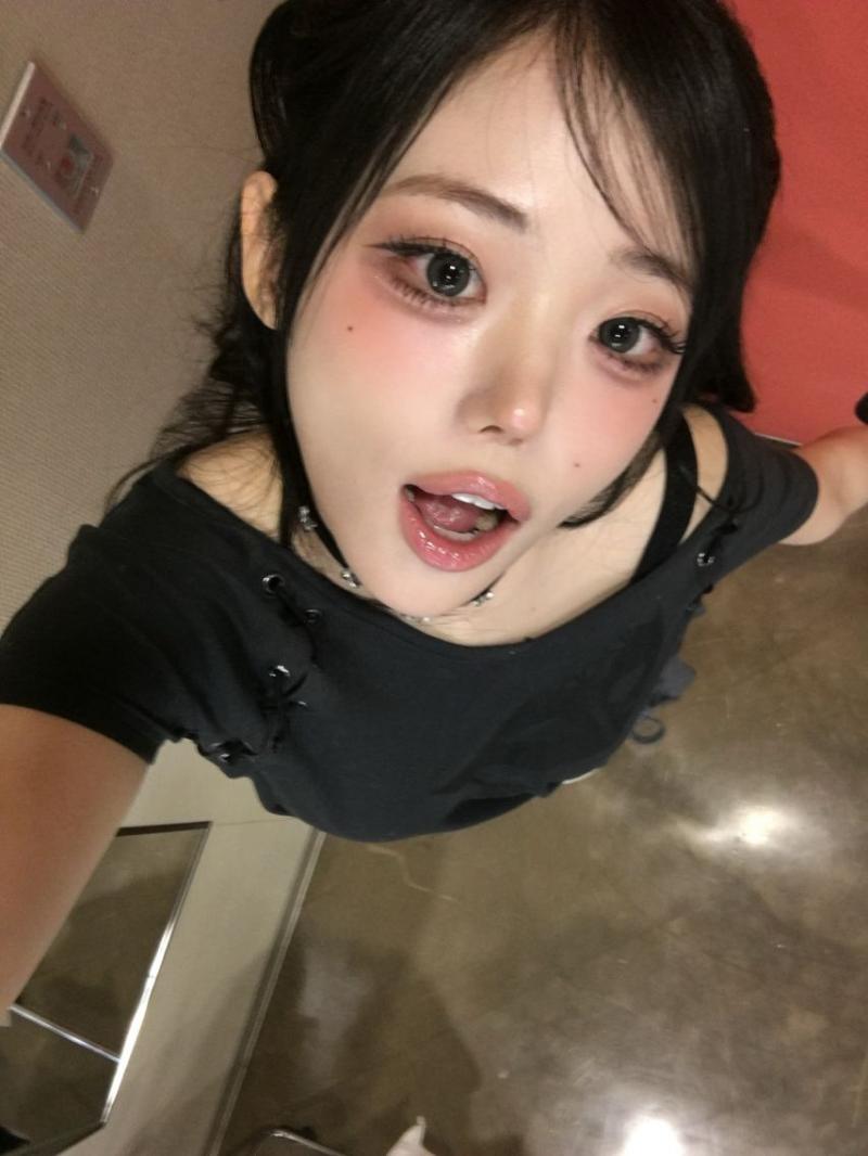 QWER 히나