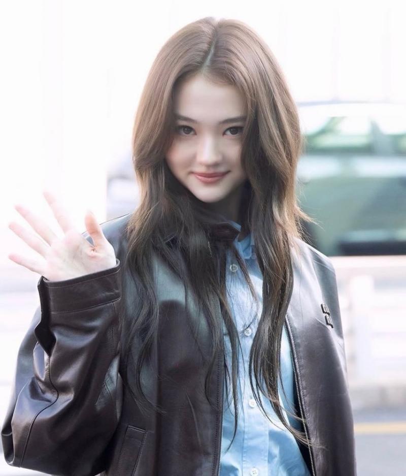 MEOVV (미야오) 엘라
