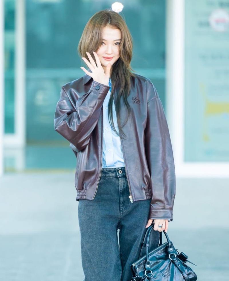 MEOVV (미야오) 엘라