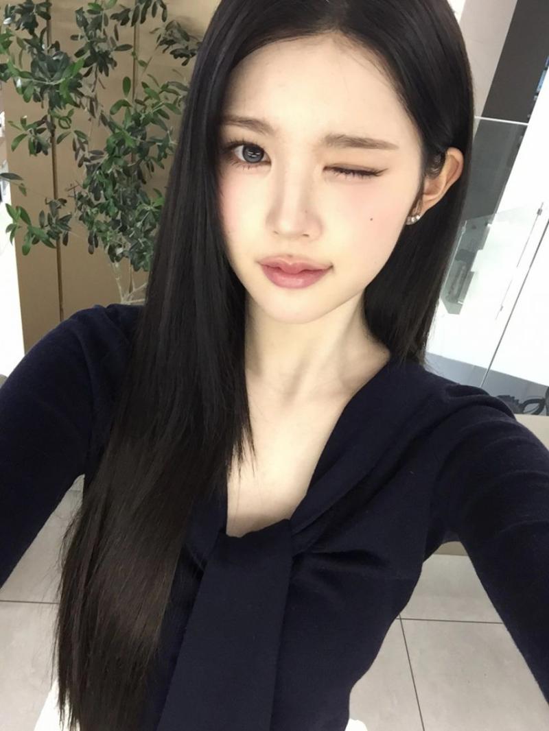 하츠투하츠 에이나