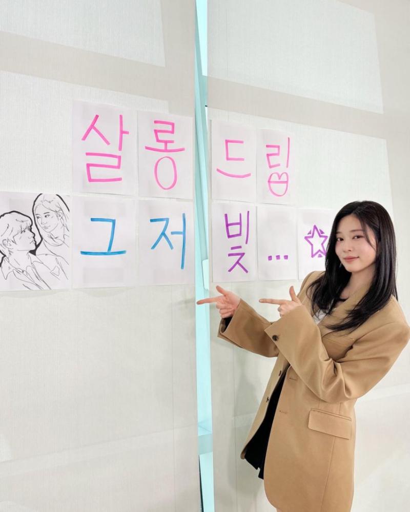 김민주