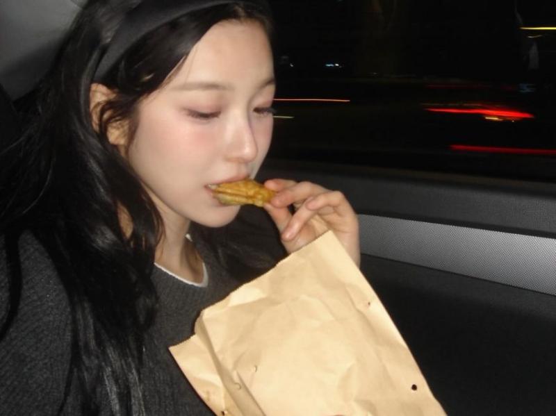 프로미스나인 백지헌