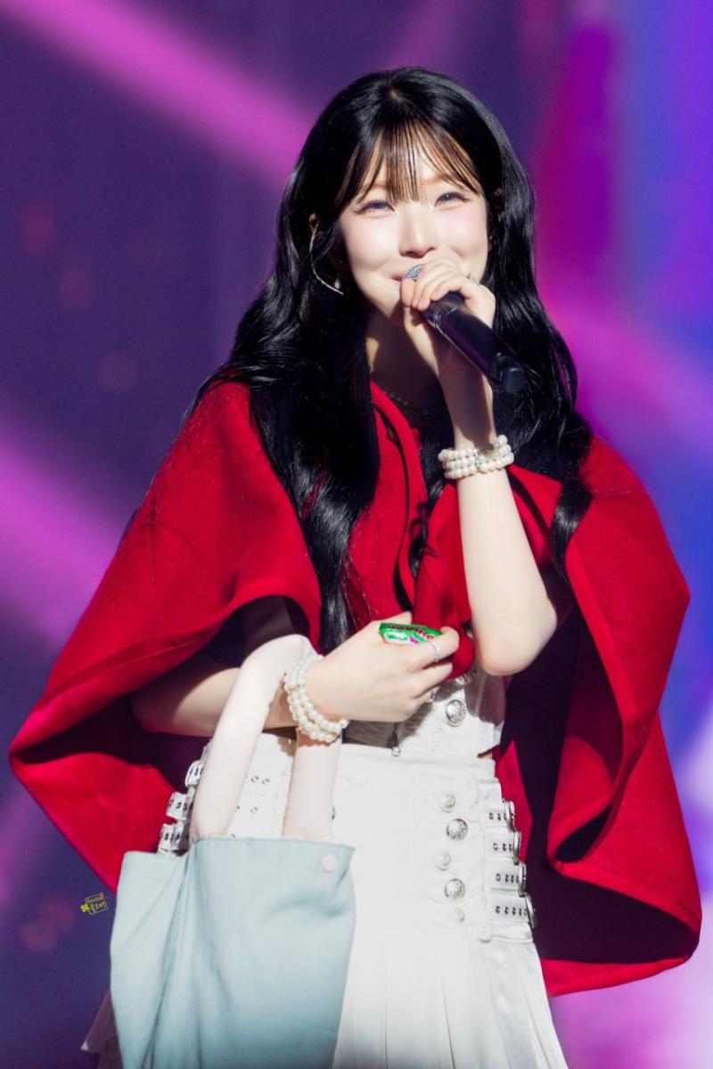 프로미스나인 백지헌