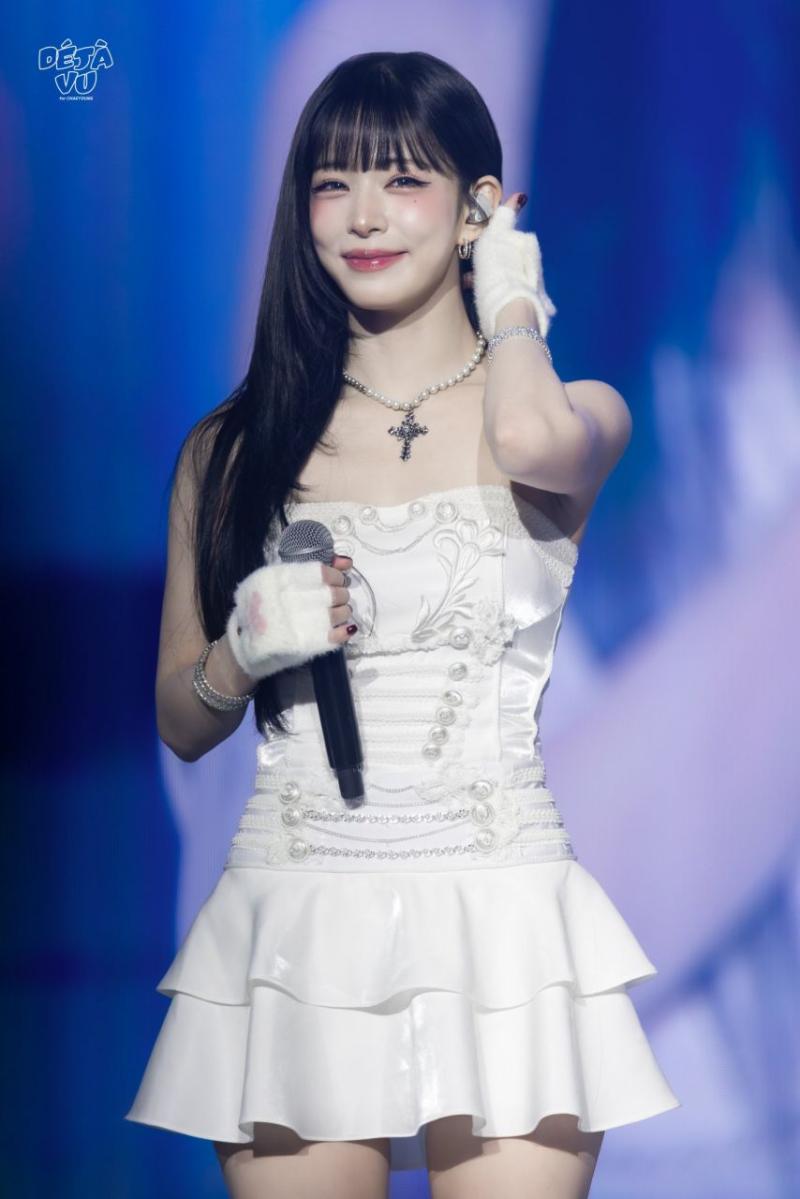 프로미스나인 이채영