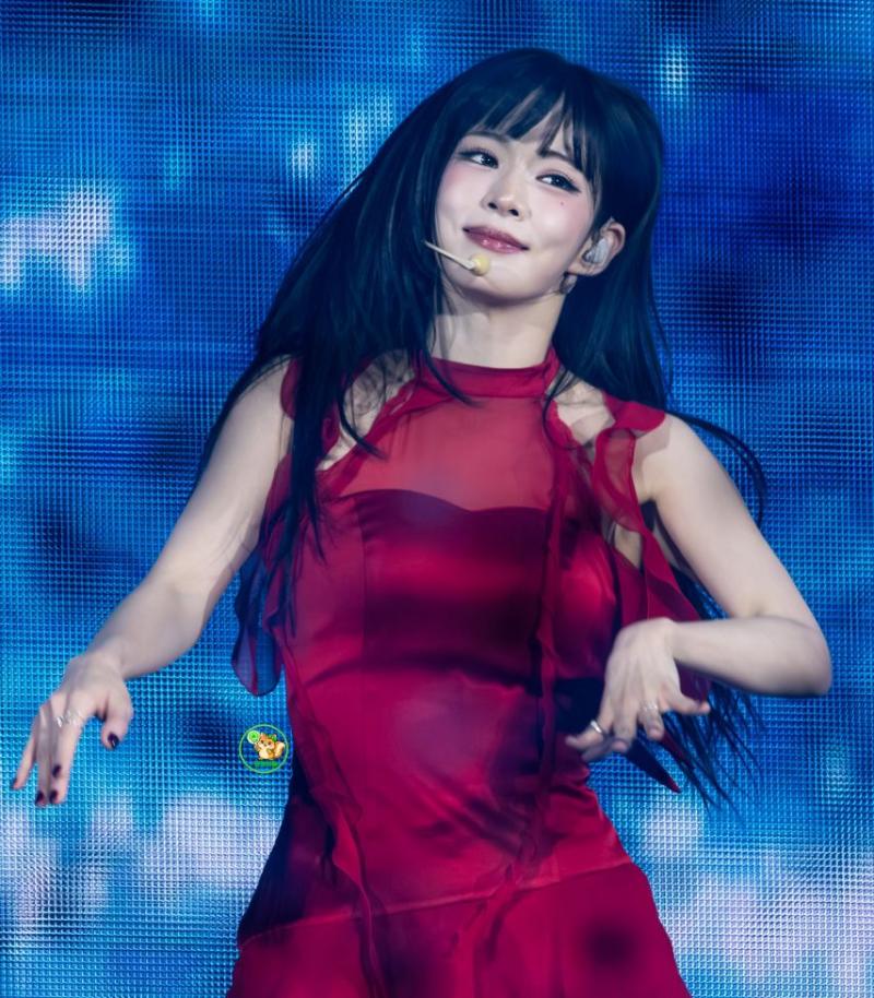 프로미스나인 이채영