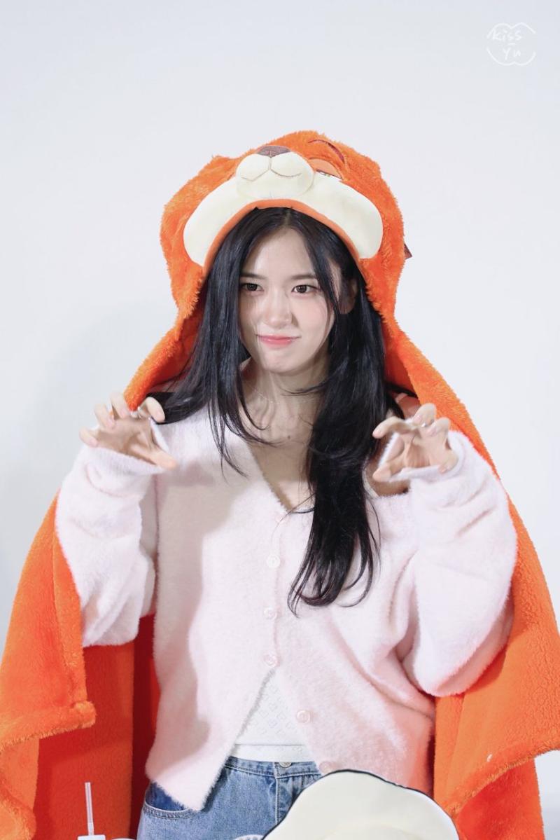 아이브 안유진