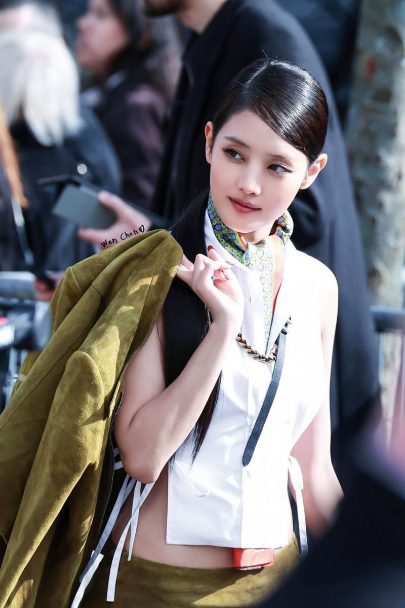 아이들 민니 MIUMIU FW2026 in Paris