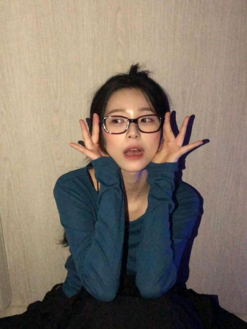 프로미스나인 백지헌