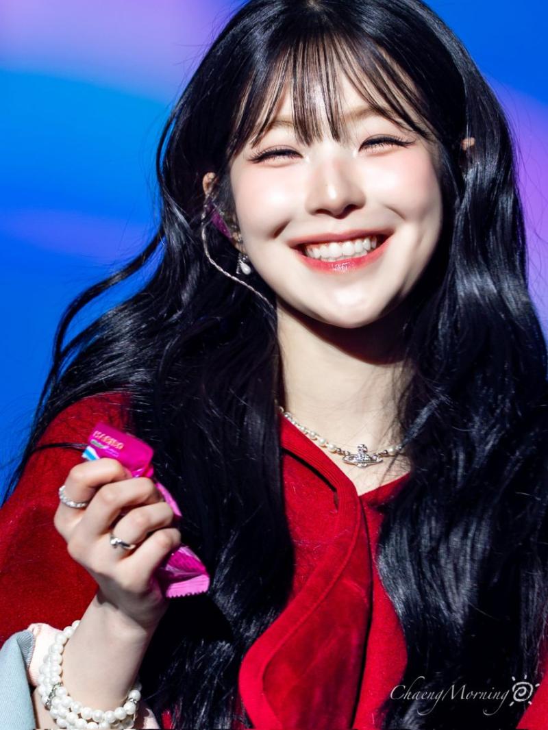 프로미스나인 백지헌