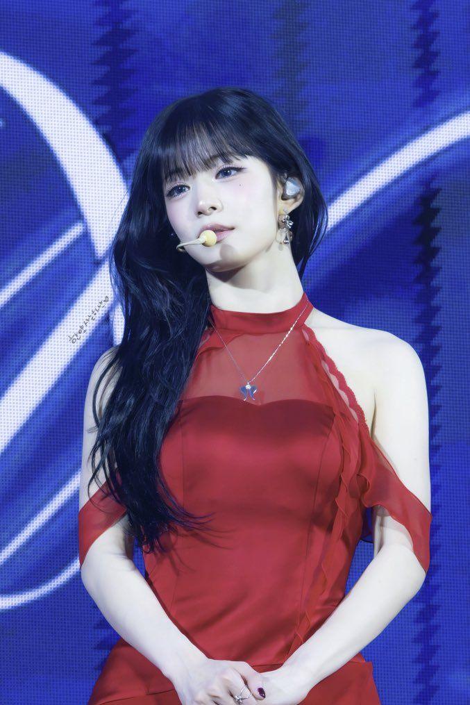 프로미스나인 이채영