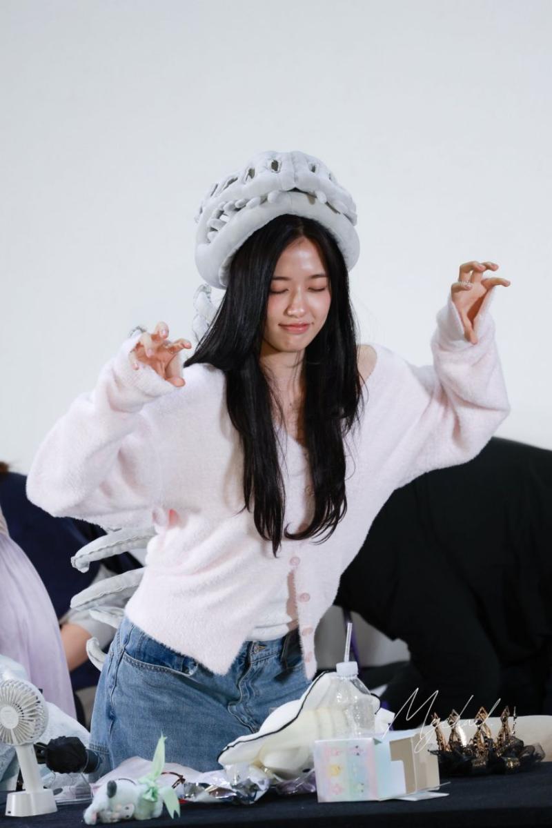 아이브 안유진