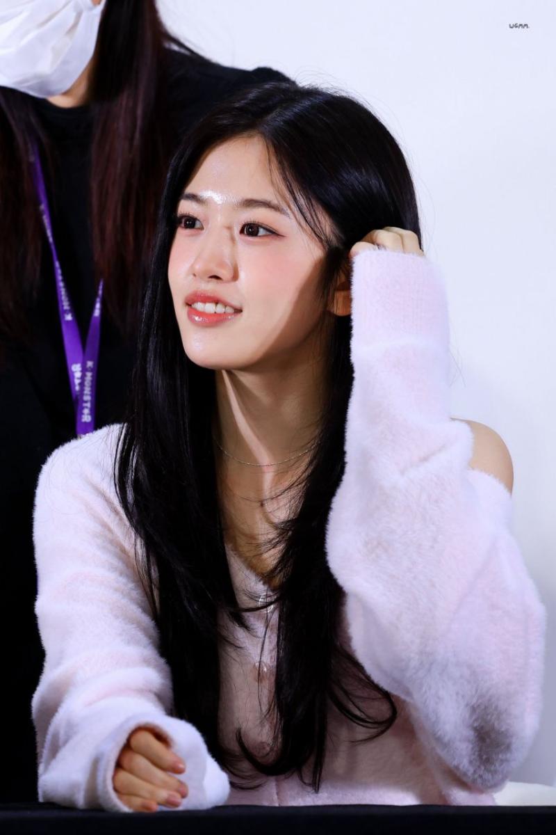 아이브 안유진