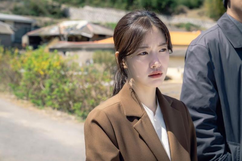 조윤서