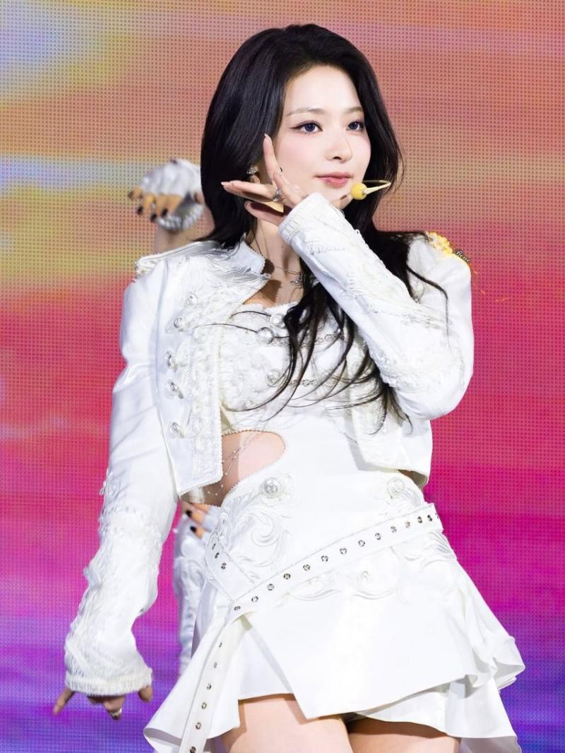 프로미스나인 (fromis_9) 이나경