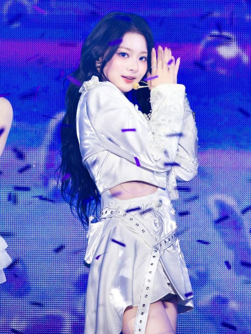 프로미스나인 (fromis_9) 이나경