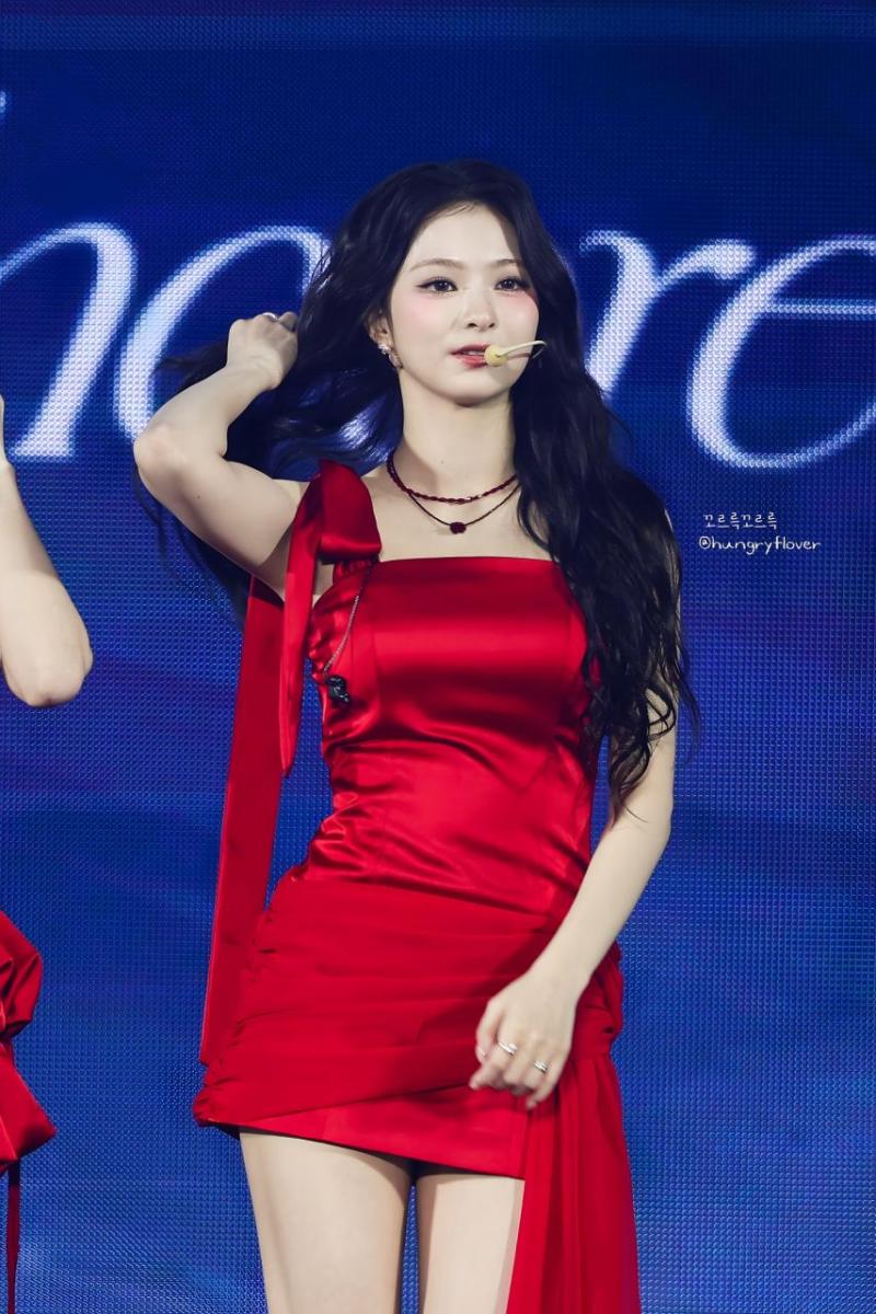 프로미스나인 이나경