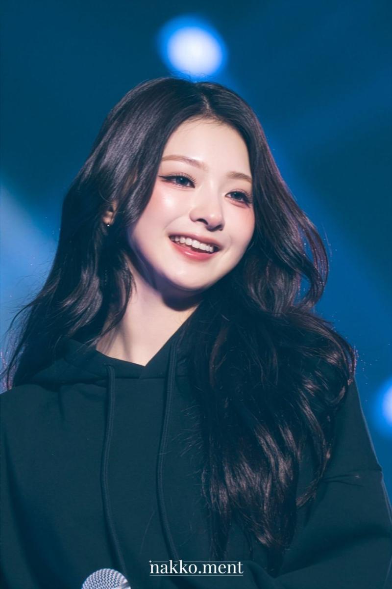 프로미스나인 이나경