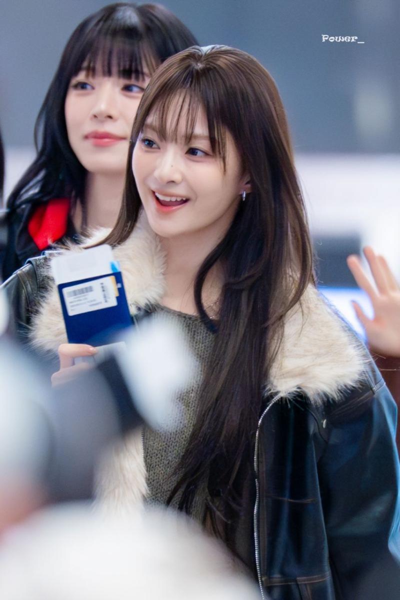 프로미스나인 이나경