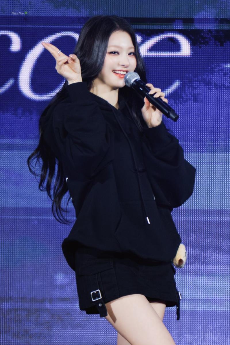 프로미스나인 이나경