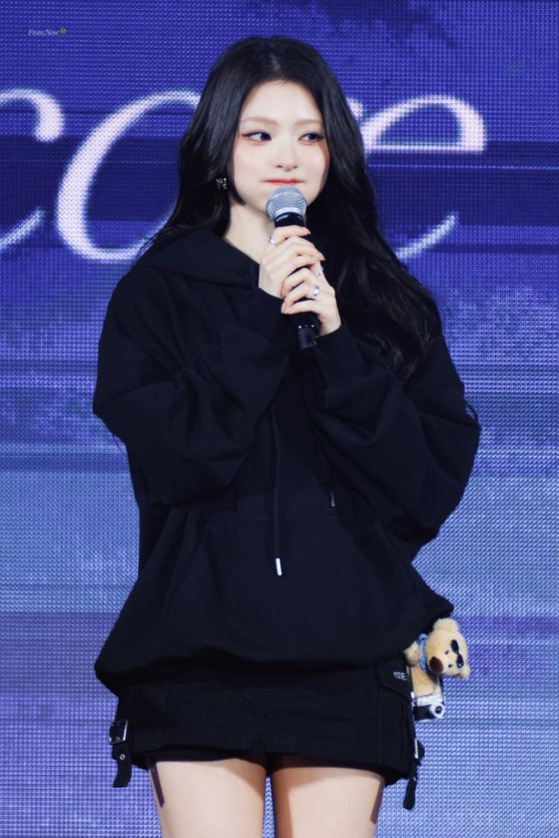 프로미스나인 이나경