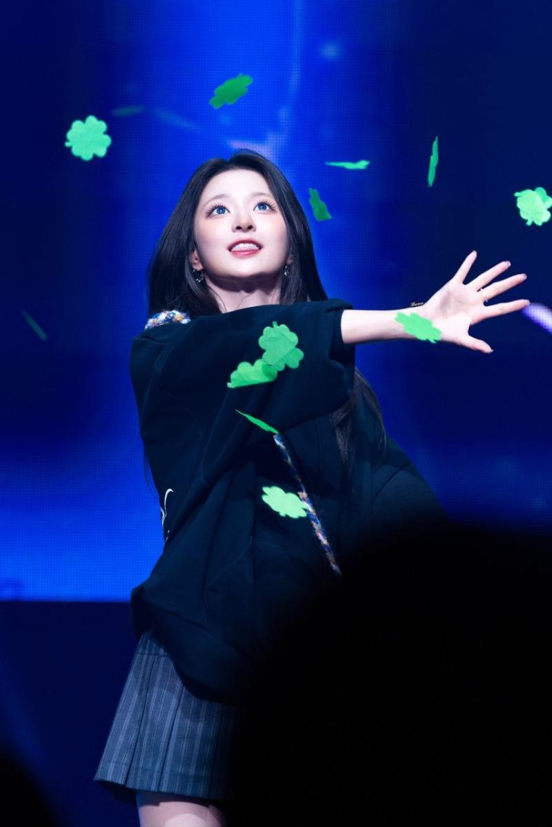 프로미스나인 이나경