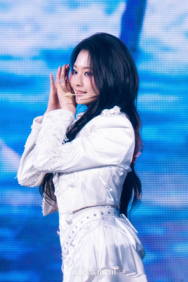 프로미스나인 이나경