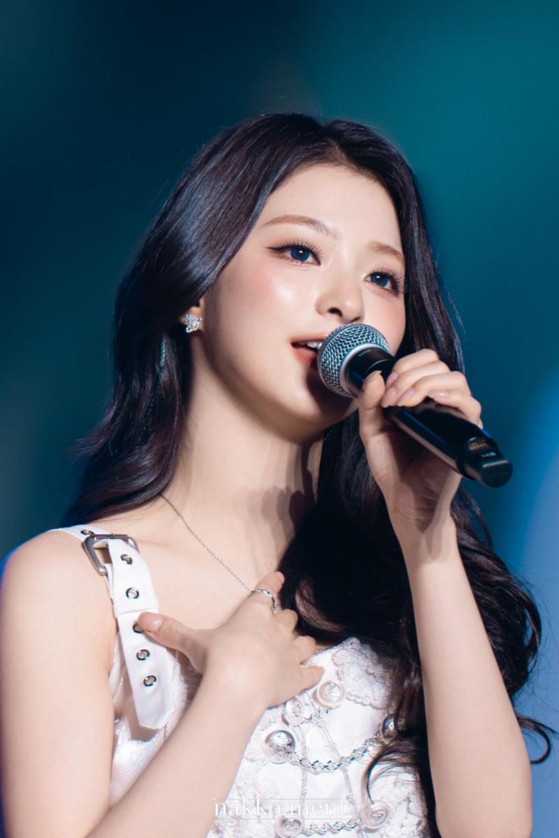 프로미스나인 이나경