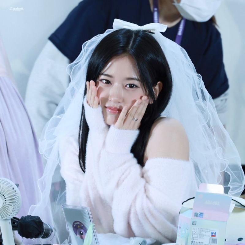 아이브 안유진