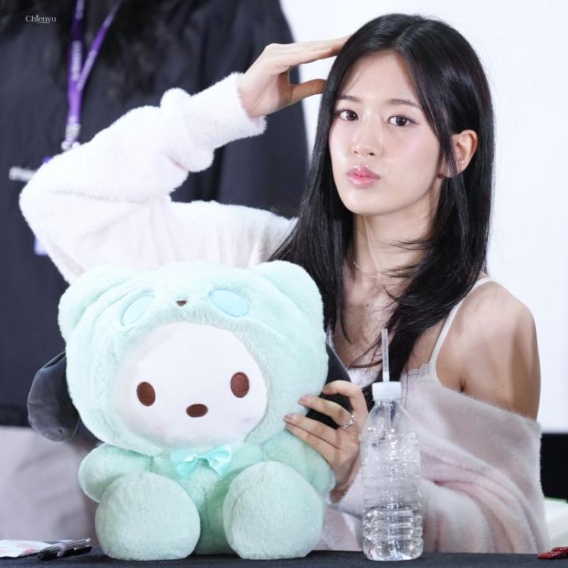 아이브 안유진