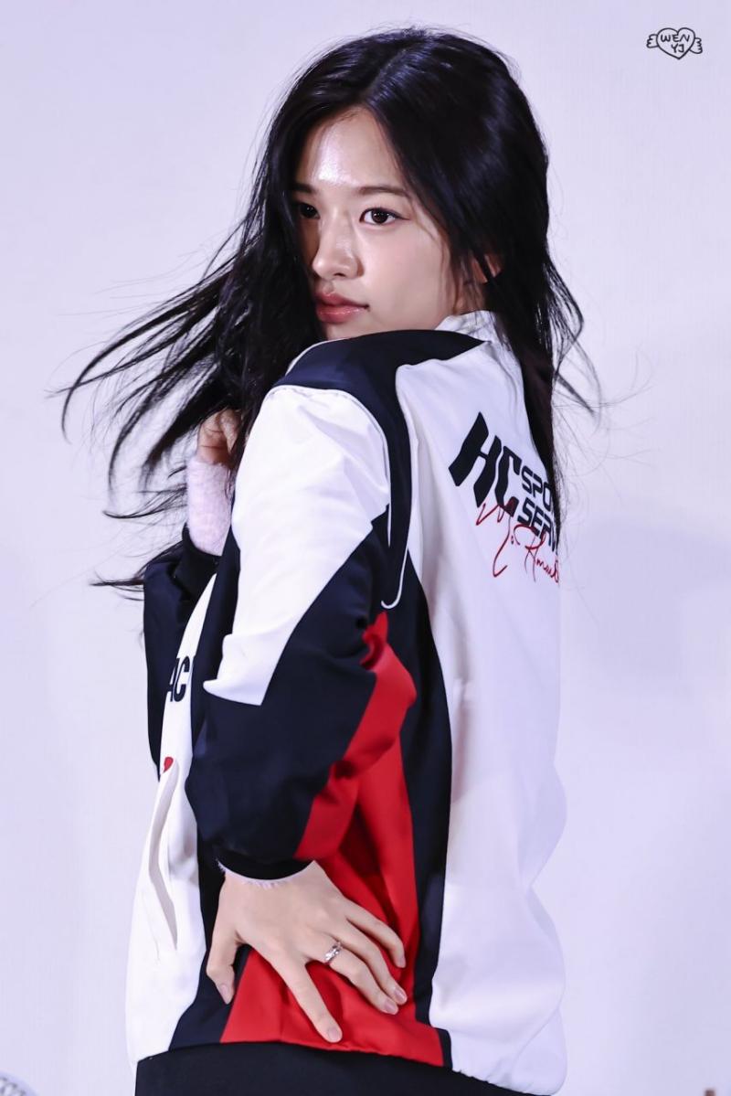 아이브 안유진