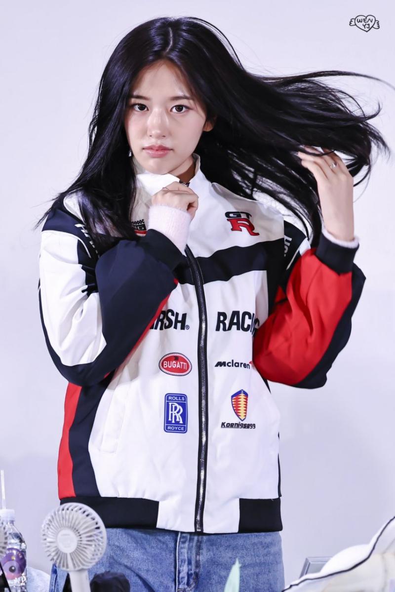 아이브 안유진